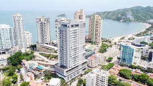 RODADERO EXCLUSIVO - 2hab Suite a METROS DEL MAR