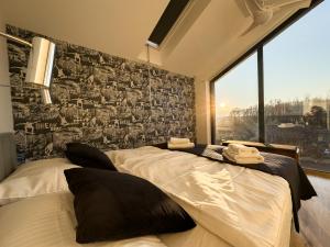 Osada z widokiem na Śnieżnik