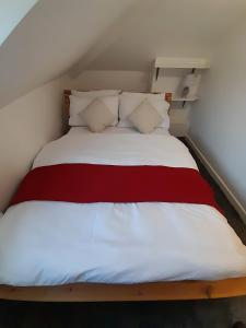 Entire Victoria Park Cardiff Apartment