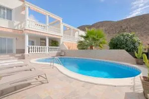 Townhouse with private pool! - Arona