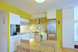 Apartment BLUEBELL Zadar with private parking