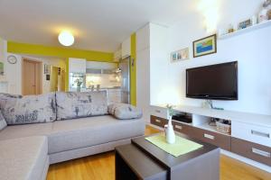 Apartment BLUEBELL Zadar with private parking