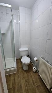 Entire 2 Bedroom Apartment City Centre & Stadium