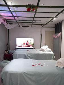 Tentes de luxe CABANE, BUNGALOW, BULLE ET SPA LE REFUGE ZEN ET BIEN ETRE : photos des chambres