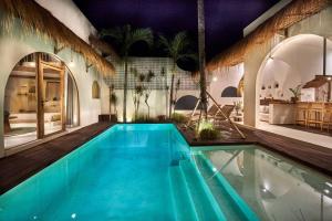 Gorgeous Mediterranean Style 2 Bed, Top Pick!