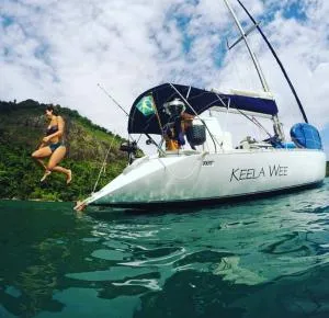 Passe a noite num veleiro em TARITUBA Paraty - Trindade