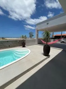 Linda Casa with pool 5 minutes from the airport - جاغوارونا