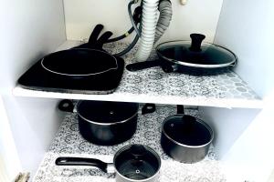 Modern & Spacious 3BRD Apt - Perfect Location!