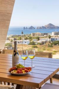 NEW Penthouse Ocean View and Private Pool 10 min DT