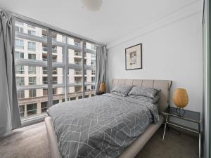 Vibrant 2bd hideaway - 1 bd converted from a study