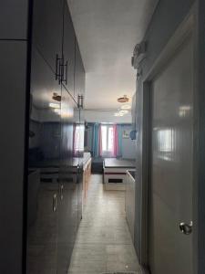 Studio Unit Amaia Skies Shaw