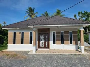 Homestay Abang 747 - Ayer Hitam