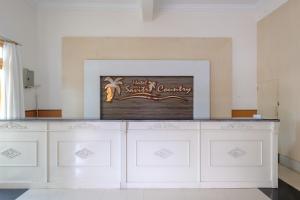 RedDoorz at Savitri Hotel