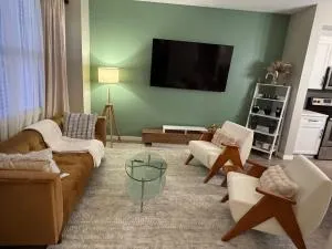 Chappelle Comfort Unique Retreat with AC - Ледюк