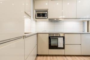 City center apartment, free parking, 149