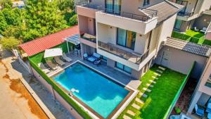 Fethiye 4 Bedroom Villa - 3047