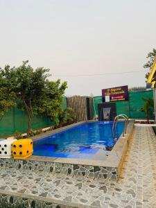 10 Majestic Villa