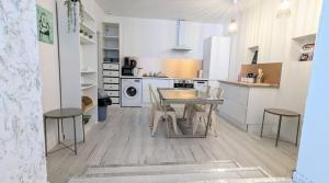 Appartements Cosy Eden 2CH - Foire Expo & Stationnement gratuit : Appartement 2 Chambres