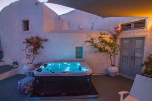 Alexanders Suites