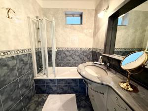 Appartements T3 lumineux terrasse vue mer : photos des chambres