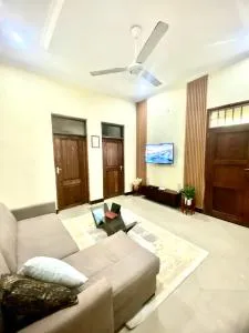 E&E Holiday Apartment - Mbezi