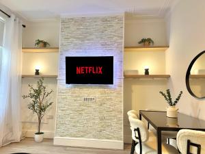 Cosy & Stylish - Boho 2 bed flat with Garden