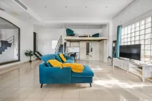 Grand Loft Spacieux Paris 8 Pers WIfi CDG - 丁香镇