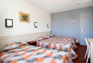 Hotels Hotel Montfort : photos des chambres