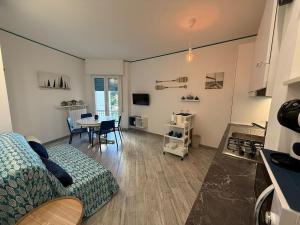 WH -Dorea Home- Bilocale Vista Mare