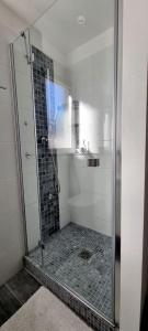 Appartements Chez Ginou Vue imprenable sur le canal et la mer : Appartement 2 Chambres