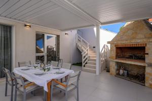 Luxury Beachfront Villa Blue Star of Brac with private pool at the beach on Brac island - Bobovisca