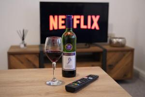 NEW 2-Bedroom - Parking - Ideal4Family