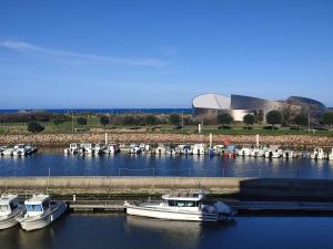 Appartement vue sur mer & le port de Courseulles-sur-Mer