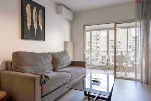 BEAUTIFUL 1 - BR APARTMENT - Next To Rue Antibes