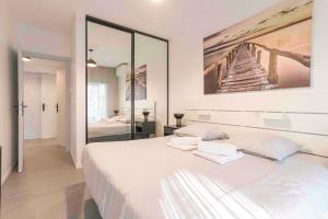 BEAUTIFUL 1 - BR APARTMENT - Next To Rue Antibes