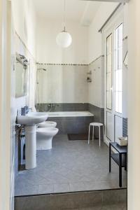 Two-Bedroom Suite with Private External bathroom