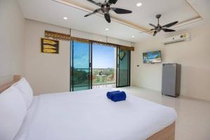 Relax & Enjoy - Tropical Seaview Studio A601 at VV Patong, Just 5 Min Drive from Patong Nightlife