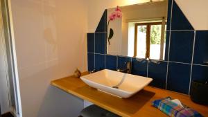 B&B / Chambres d'hotes Plaine et Colline Chambres et table d-hotes Isere : photos des chambres