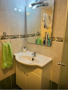 Bar street apartment