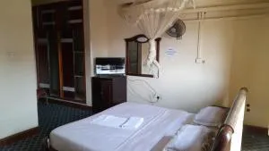 New JBK Hotel - Makindye