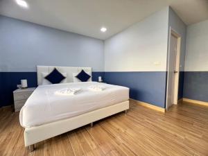 Kata walk&wave hostel