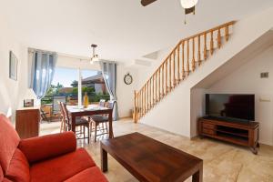 Apartment close to the sea in Las Chapas