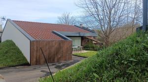 Apartamentos y Villas La Santilar