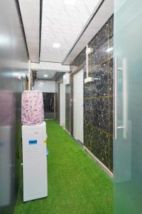 ZEST STAYS 1054-ANDHERI WEST