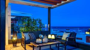 Stunning penthouse -Private pool