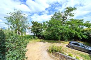 Grand New Apartment in Puteaux - III