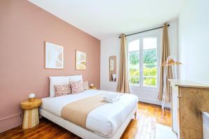 Grand New Apartment in Puteaux - III