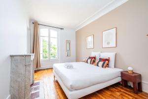 Grand New Apartment in Puteaux - III