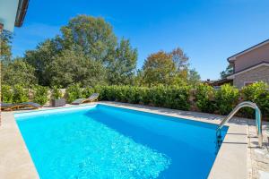 Romantic villa with pool, surrounded by nature - ID 2507 - by TRAVELER tourist agency Krk