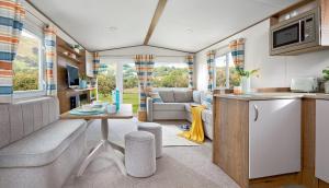 WH - Smugglers Cove 03